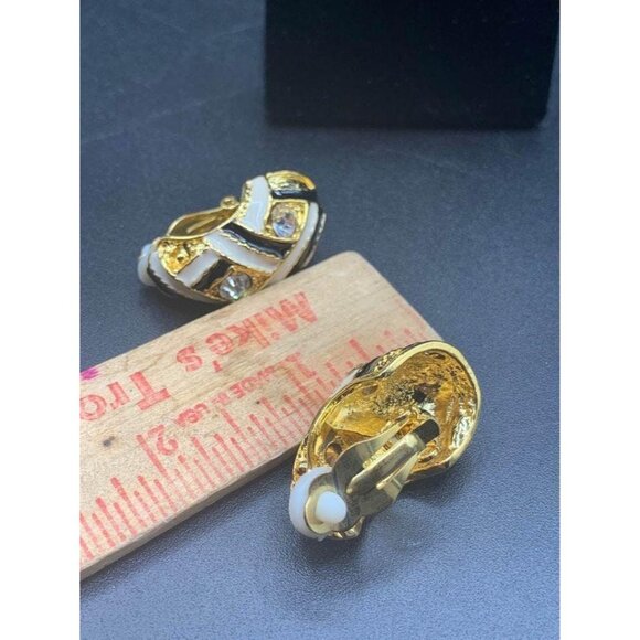 Fabulous Clip On Earrings Enamel and Rhinestones Dome Semi Hoop Chunky Gold Tone - Picture 5 of 5